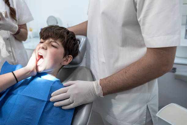 Best Emergency Dentist Open Today  in Harbison Nyon, CA